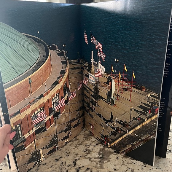 High Above Chicago Oversized 17X12 Coffee Table Book Hardback Home Decor - Picture 6 of 16